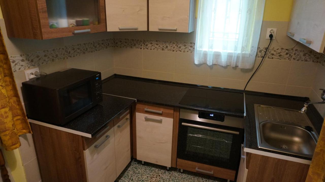 Sunny Apartman Nyíregyháza المظهر الخارجي الصورة